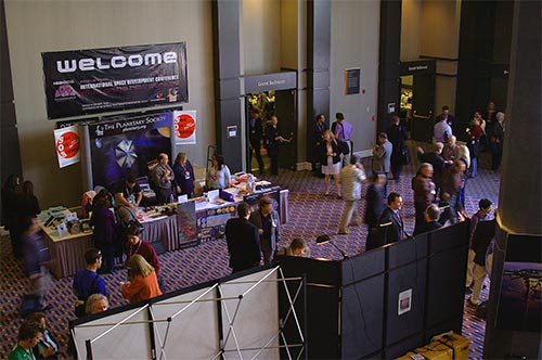 Figure 1. One of three exhibit areas at the 2006 NSS ISDC